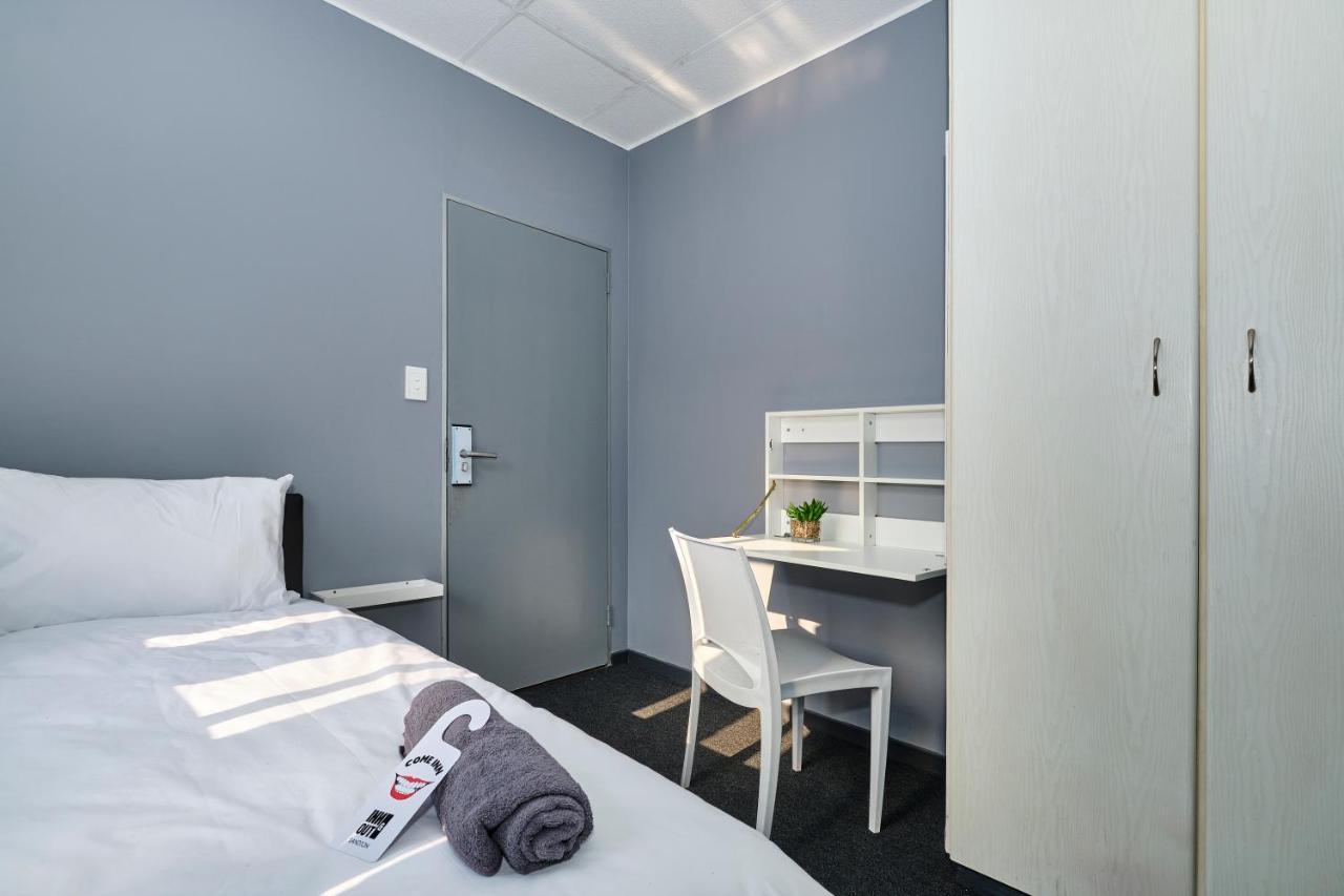 Inn & Out Sandton Johannesburg Luaran gambar