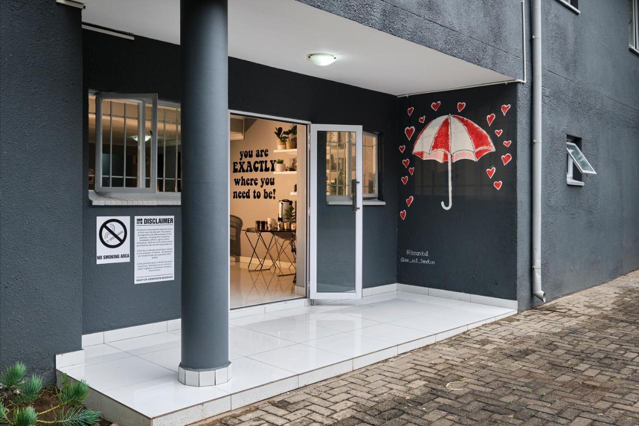 Inn & Out Sandton Johannesburg Luaran gambar
