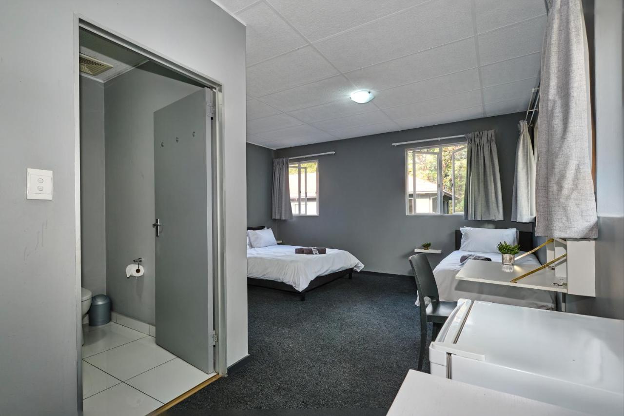 Inn & Out Sandton Johannesburg Luaran gambar