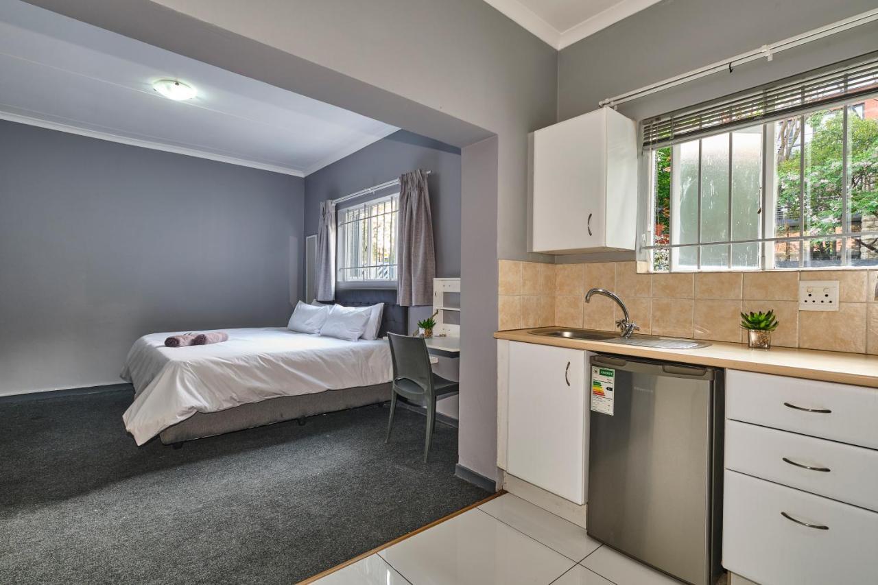 Inn & Out Sandton Johannesburg Luaran gambar